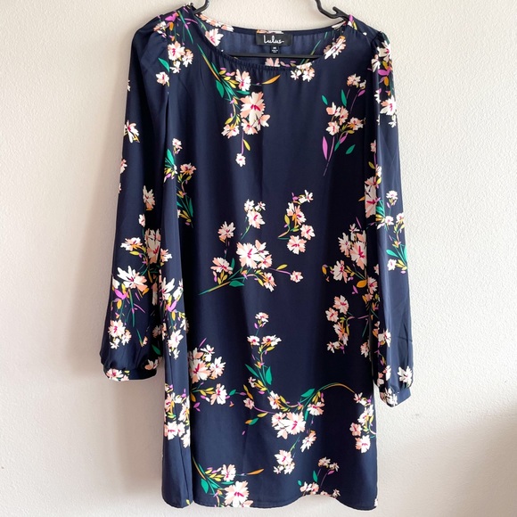 S O L D : Lulu’s Herbaceous Babe Navy Floral Print Shift Dress - Picture 2 of 14